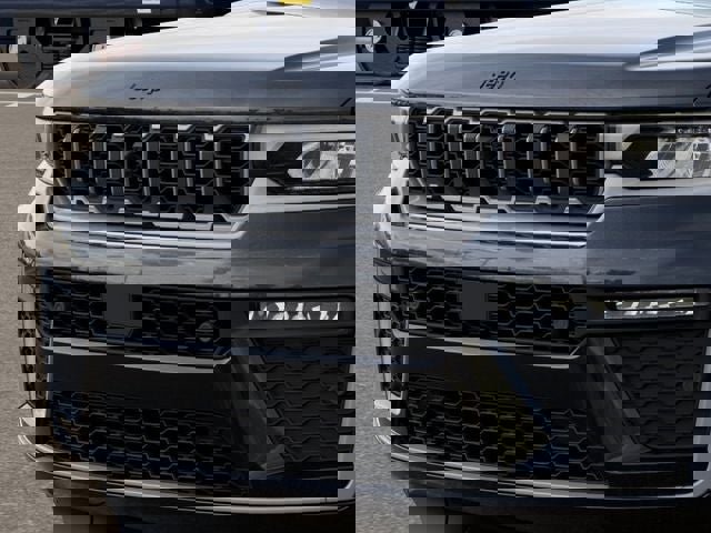 New 2026 Jeep Grand Cherokee L Limited image 11