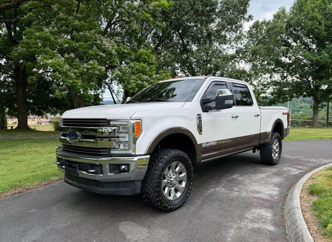 Used 2017 Ford F250 King Ranch w/ King Ranch Ultimate Package AWD/4WD image 5