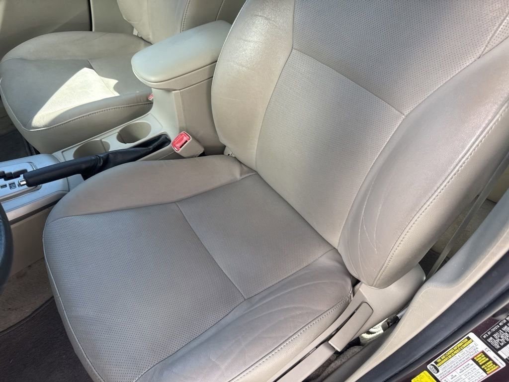 Used 2013 Toyota Corolla LE Special Edition FWD image 25