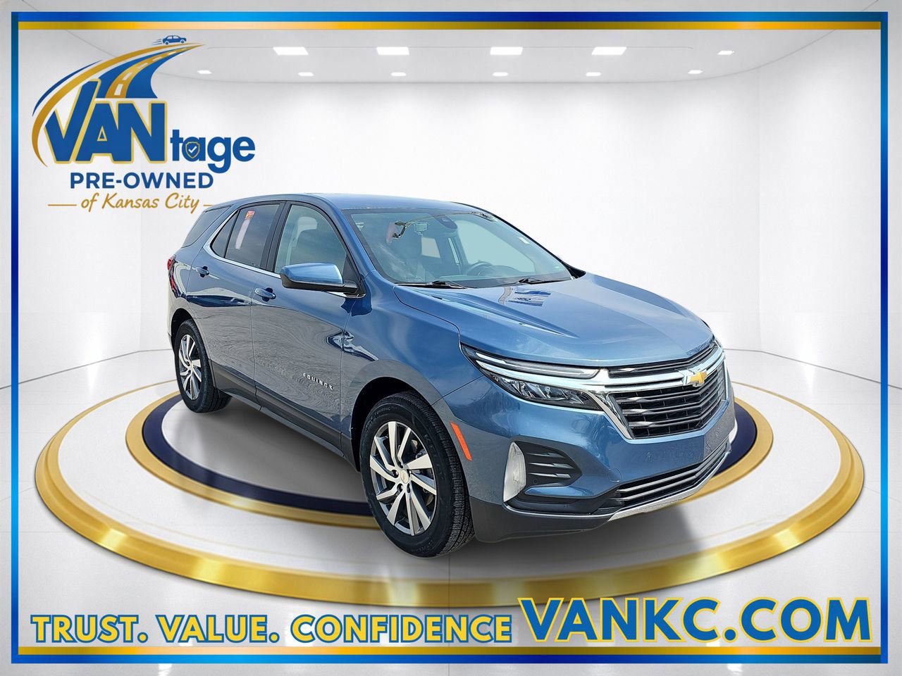 Used 2024 Chevrolet Equinox LT image 3