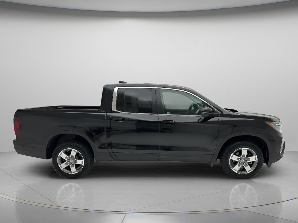 Used 2025 Honda Ridgeline RTL image 3