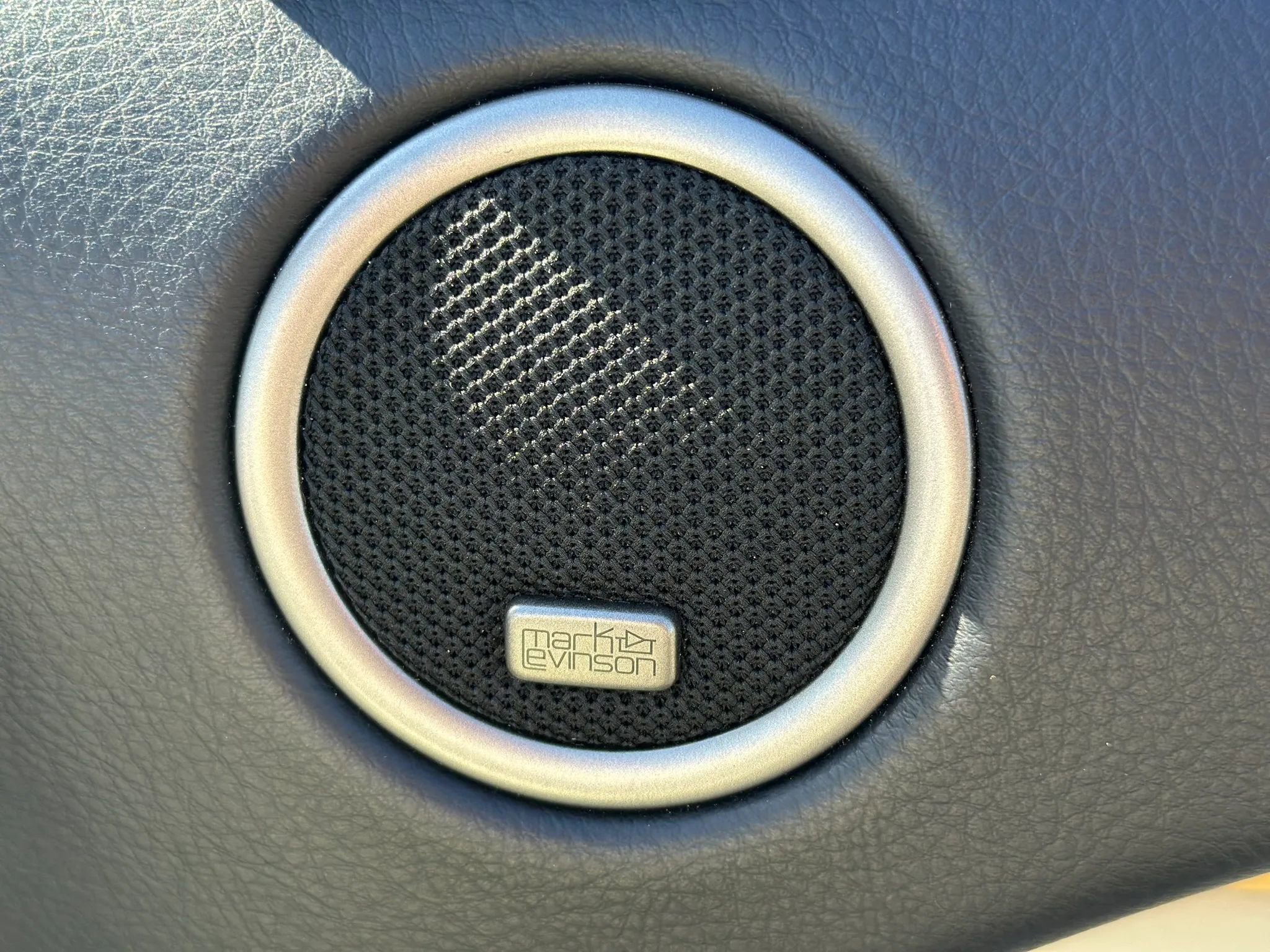 Used 2003 Lexus SC 430 Convertible RWD image 34