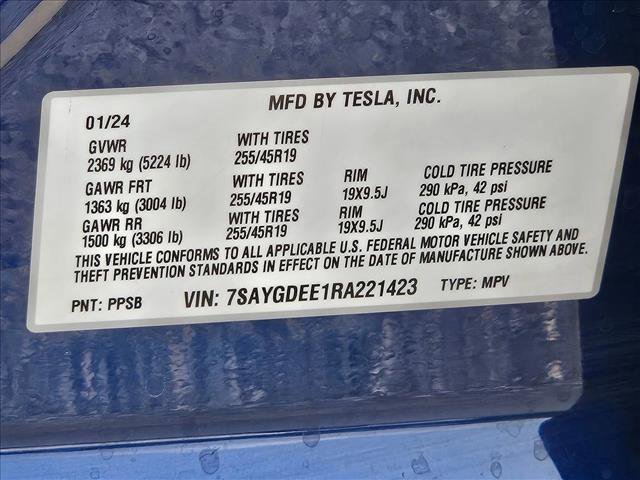 Used 2024 Tesla Model Y Long Range image 26