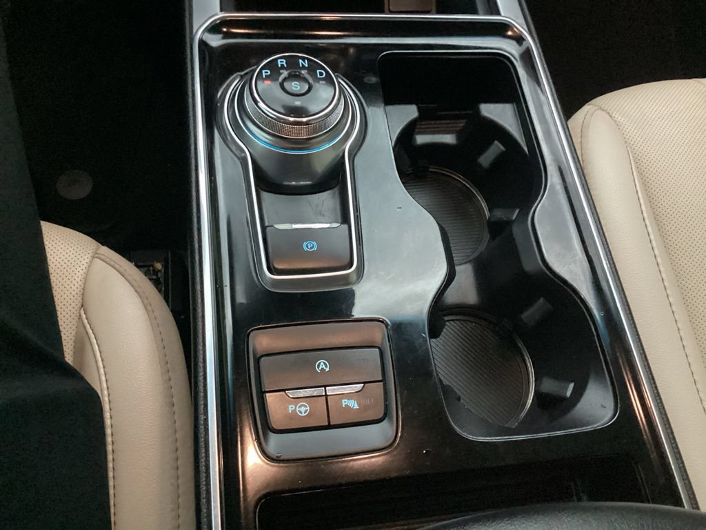 Used 2019 Ford Edge Titanium w/ Equipment Group 301A FWD image 60
