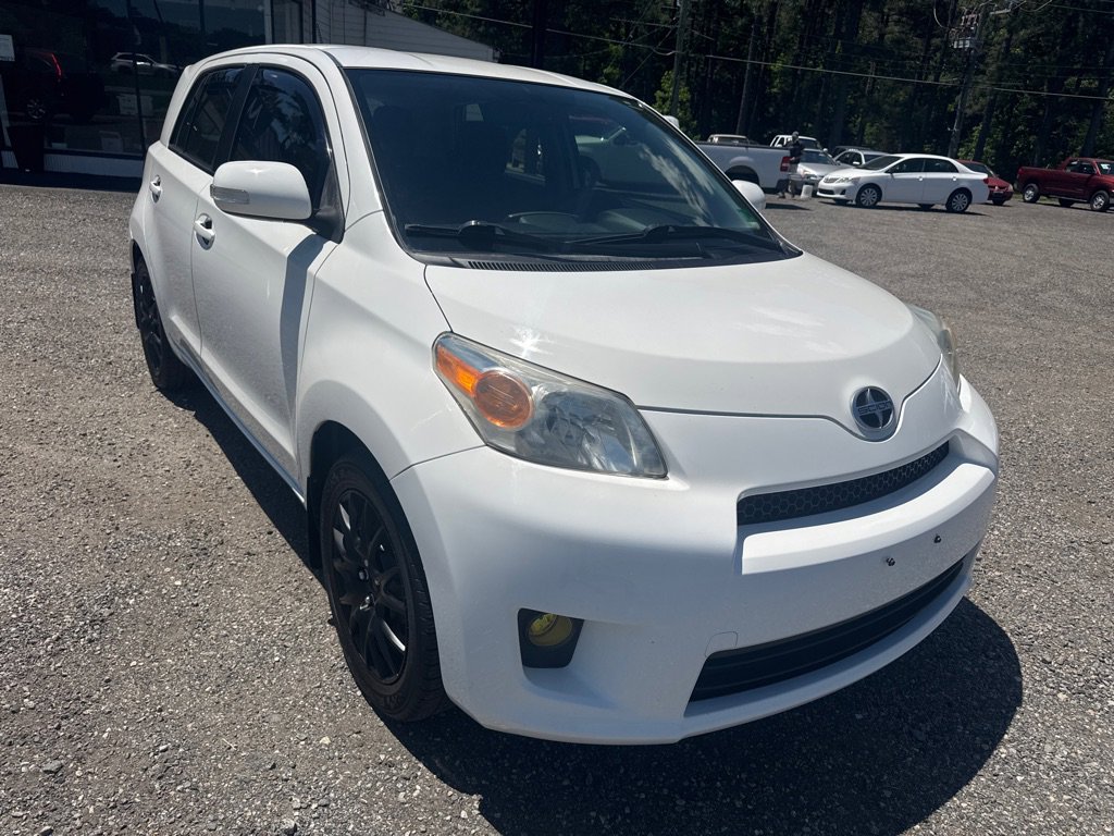 Used 2011 Scion xD FWD image 16