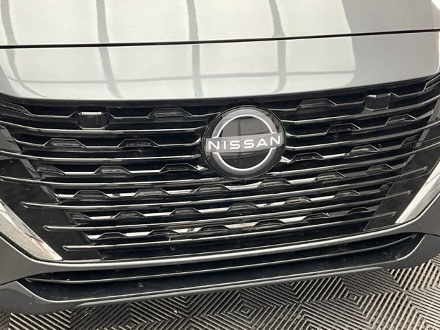 Used 2025 Nissan Sentra SV image 28