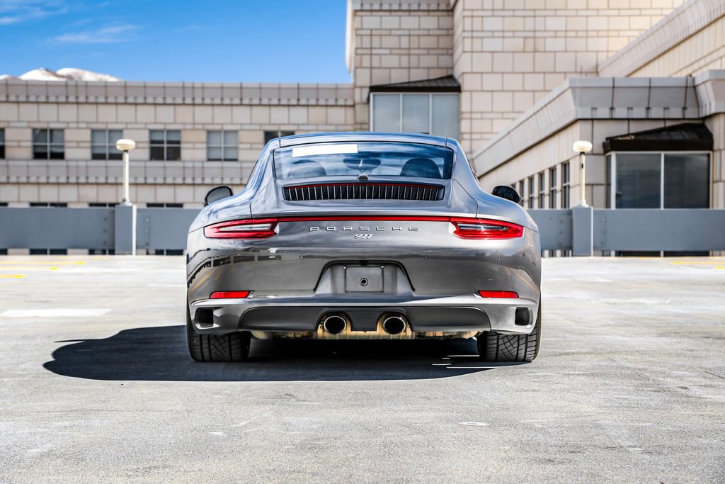Used 2017 Porsche 911 Carrera 4S image 8