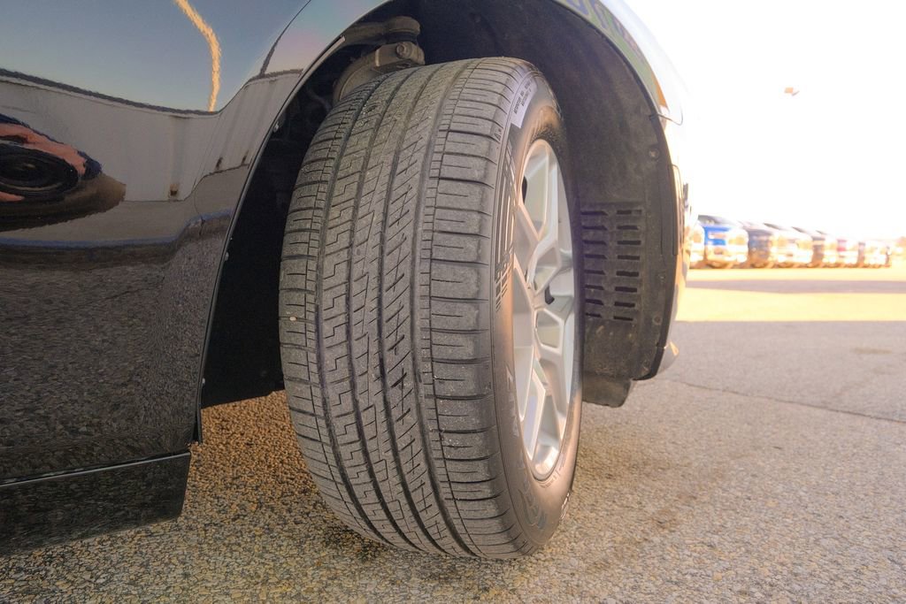 Used 2025 Dodge Charger R/T w/ Quick Order Package 25M R/T image 35