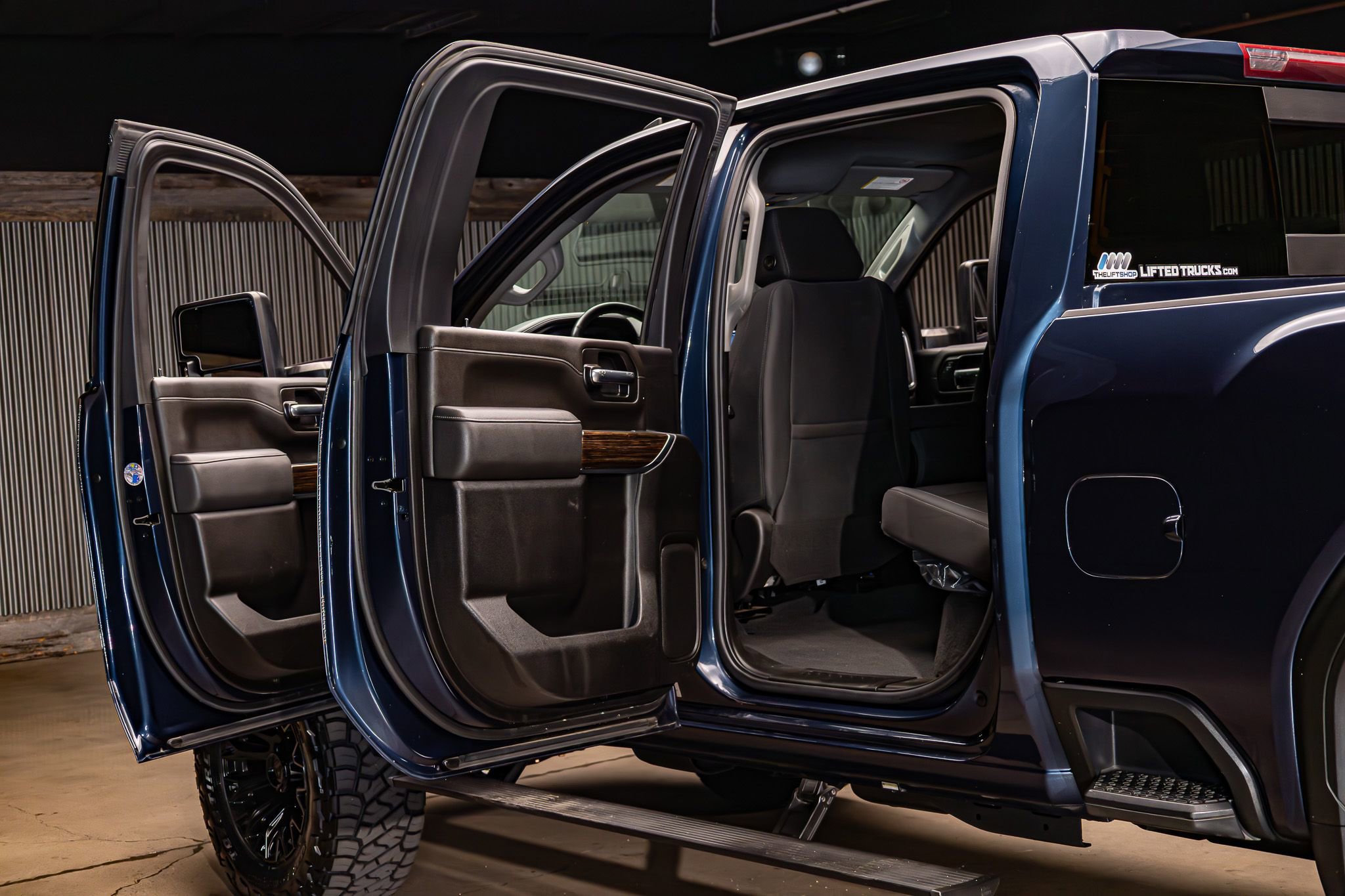 Used 2022 GMC Sierra 2500 SLE w/ SLE Convenience Package image 29