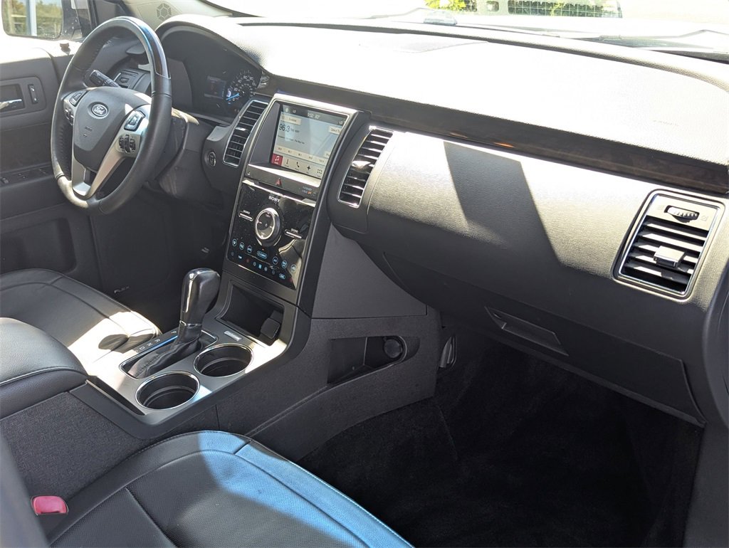 Used 2017 Ford Flex Limited image 29
