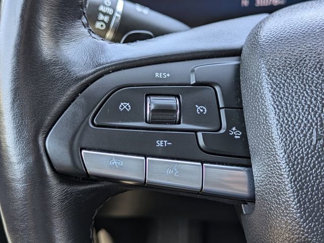 Used 2025 Cadillac XT4 Premium Luxury image 27