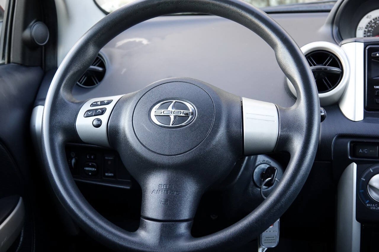 Used 2006 Scion xA FWD image 81