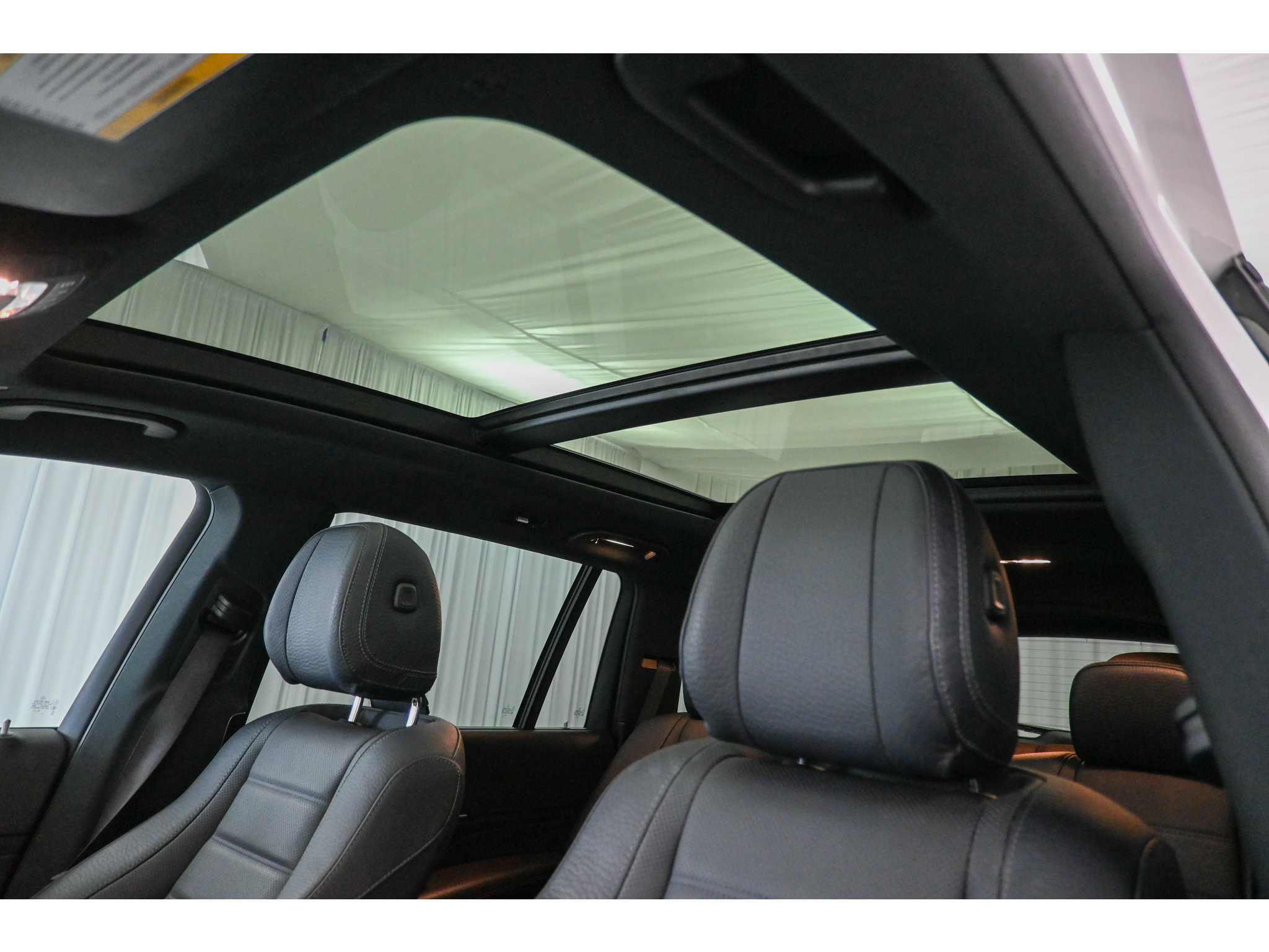 Used 2021 Mercedes-Benz GLS 580 4MATIC image 10