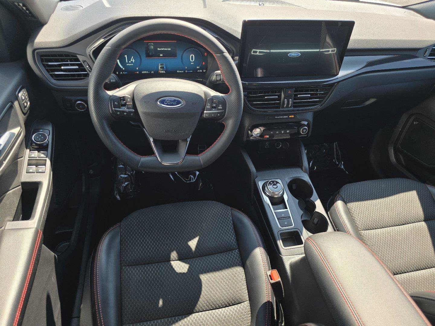 Used 2023 Ford Escape ST-Line Select w/ Tech Pack #2 AWD/4WD image 26
