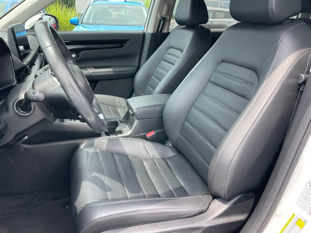 Used 2023 Honda CR-V EX-L image 6