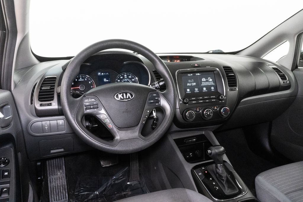 Used 2018 Kia Forte LX w/ LX Popular Package FWD image 7