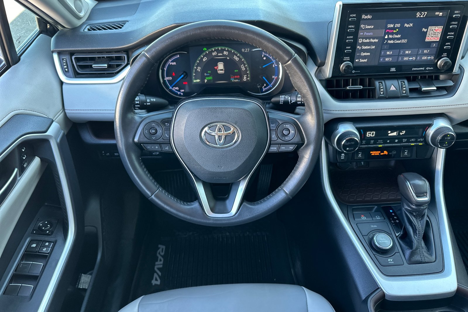 Used 2020 Toyota RAV4 Limited w/ All Weather Liner Package AWD/4WD image 15