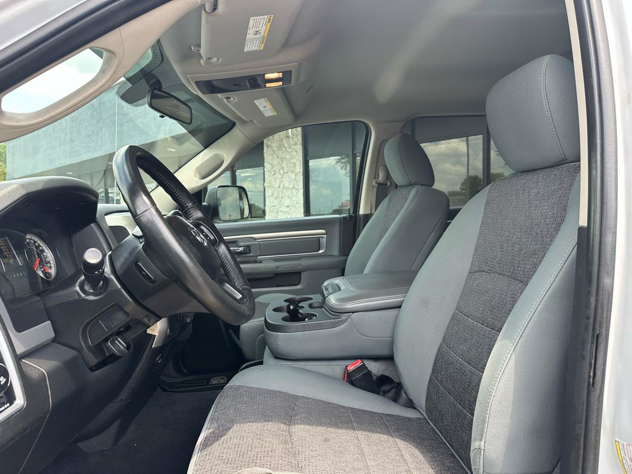Used 2017 RAM 3500 Big Horn AWD/4WD image 2