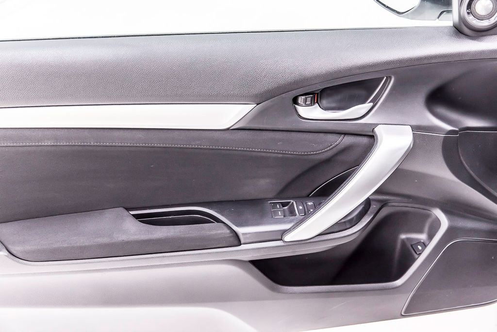 Used 2019 Honda Civic EX image 24