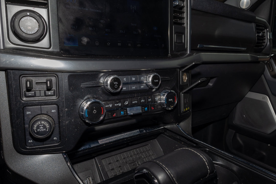 Used 2023 Ford F150 Lariat w/ Equipment Group 502A High image 13