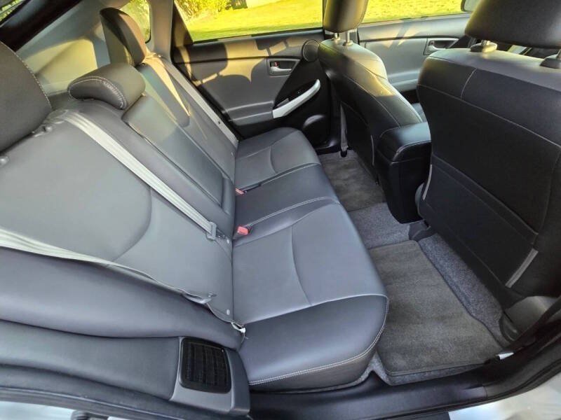 Used 2012 Toyota Prius Four w/ Deluxe Solar Roof Pkg FWD image 14