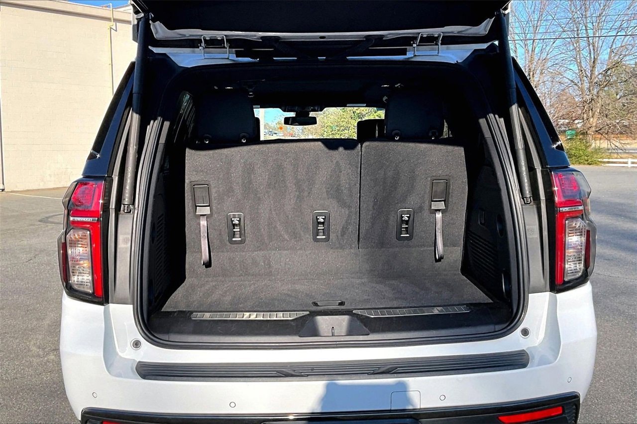 Used 2021 Chevrolet Tahoe Z71 w/ Rear Media and Nav Package image 26