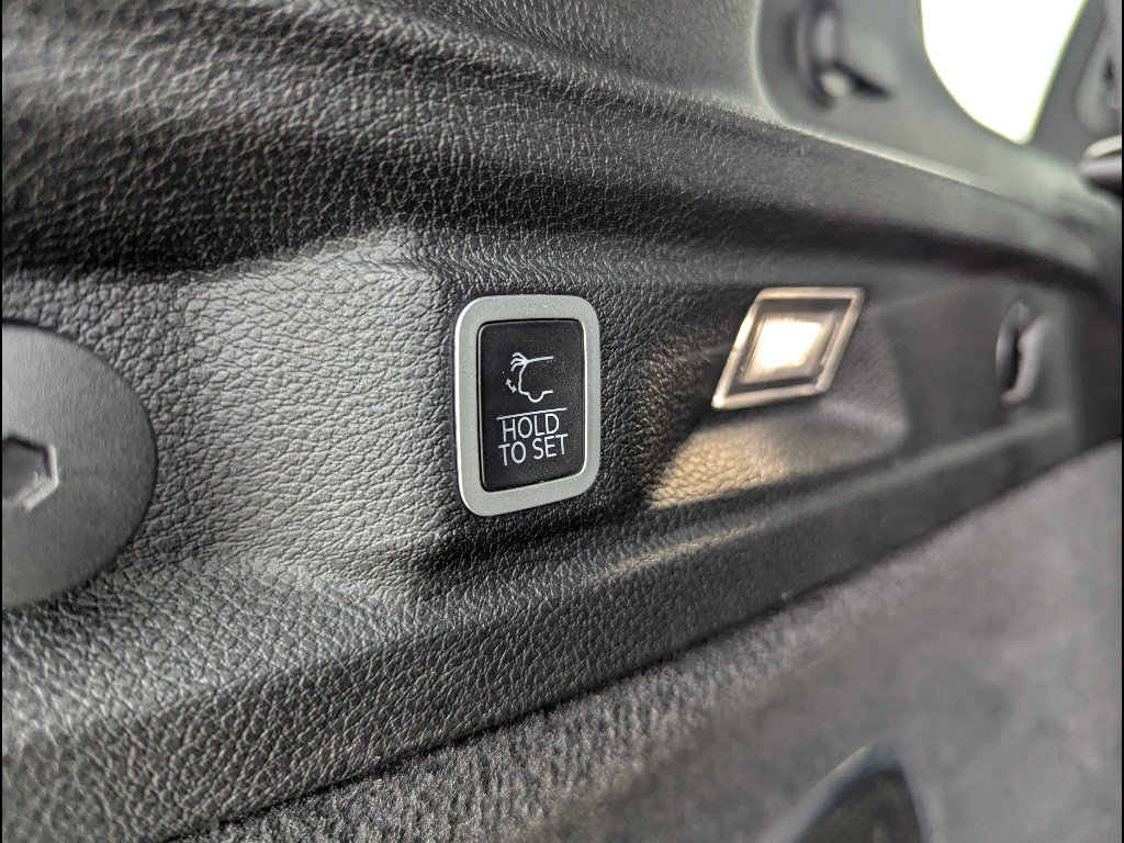 Used 2023 Jeep Grand Cherokee L Overland w/ Rear Seat Video Group I AWD/4WD image 23