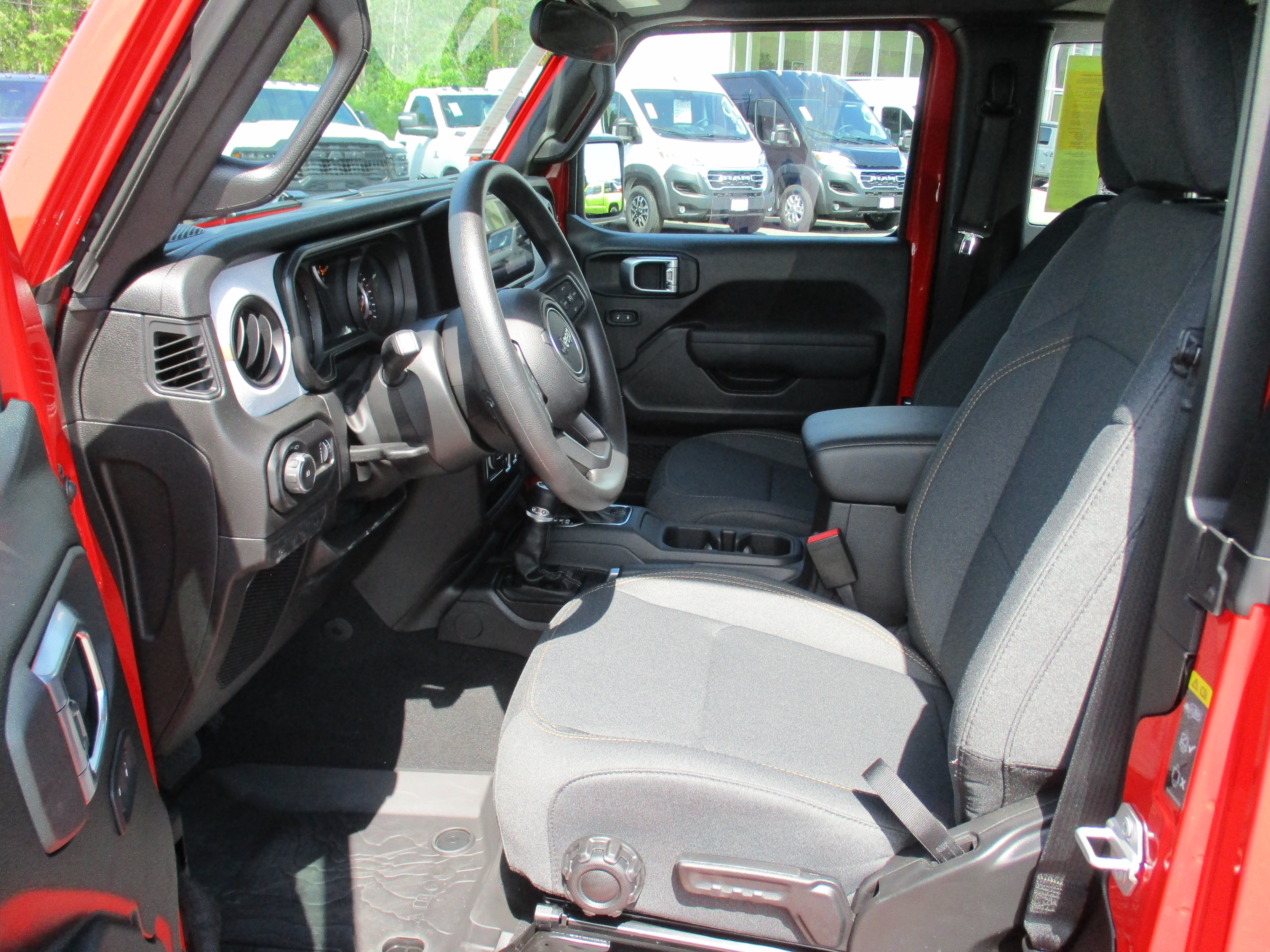 Certified 2026 Jeep Wrangler Sport AWD/4WD image 11