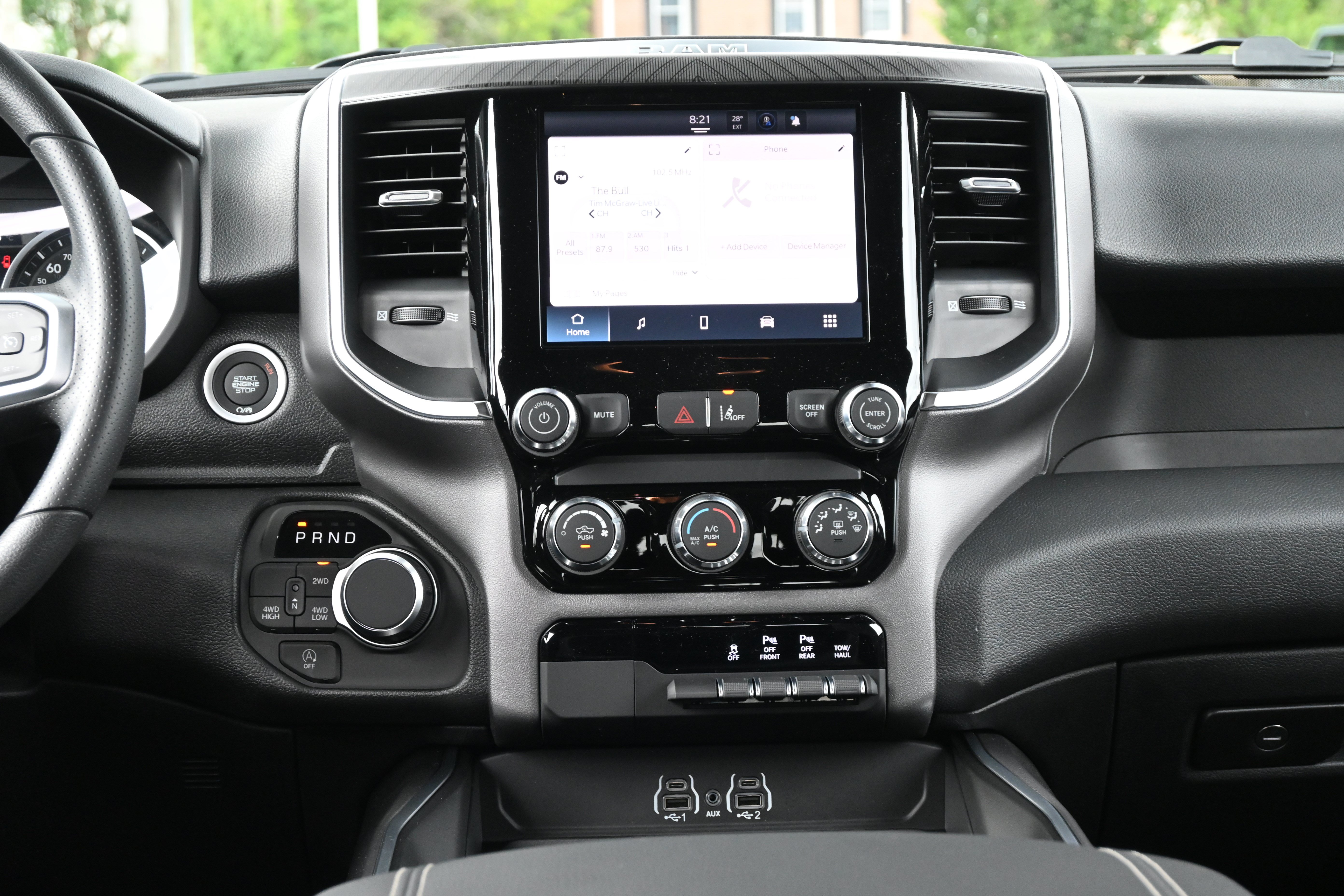 New 2026 RAM 1500 Express AWD/4WD image 29