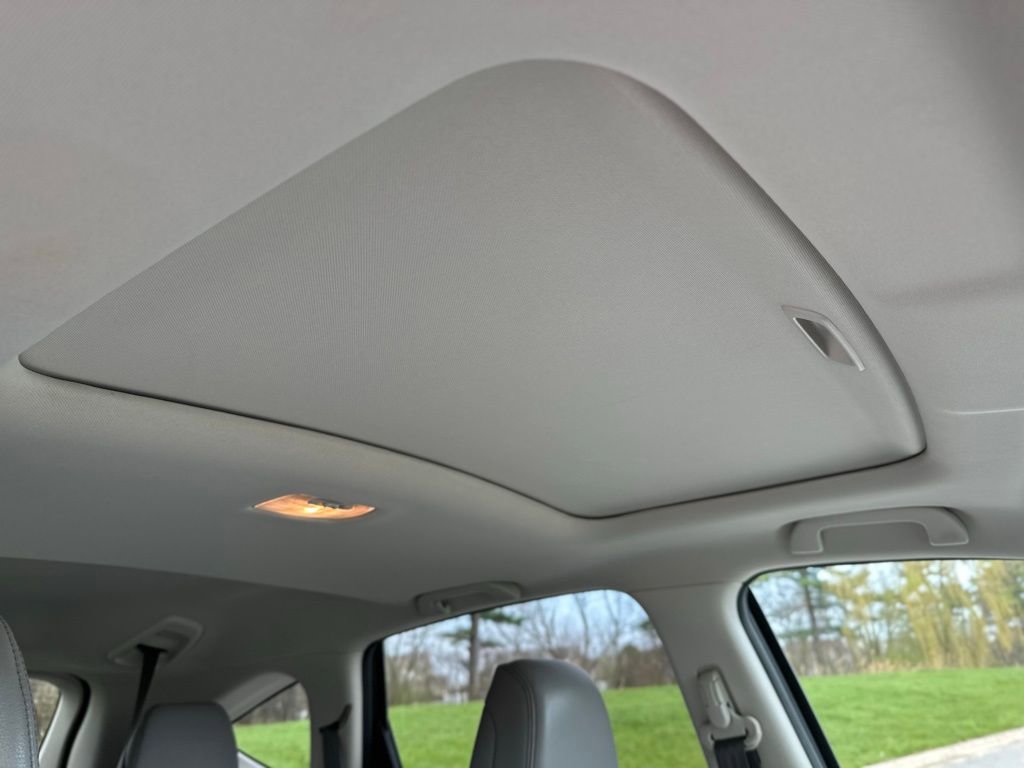 Used 2016 Honda CR-V EX-L image 27