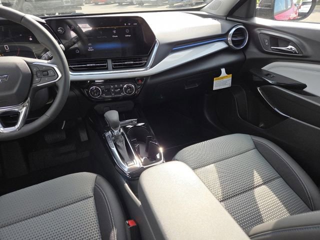 New 2026 Chevrolet Trax LT FWD image 28