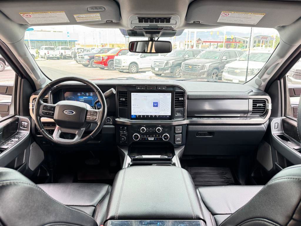 Used 2023 Ford F250 Lariat w/ Sport Appearance Package image 17
