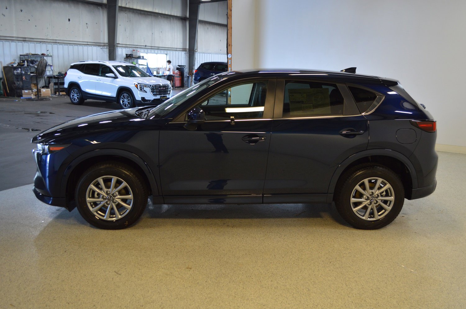 New 2025 MAZDA CX-5 AWD 2.5 S w/ Preferred Package image 6