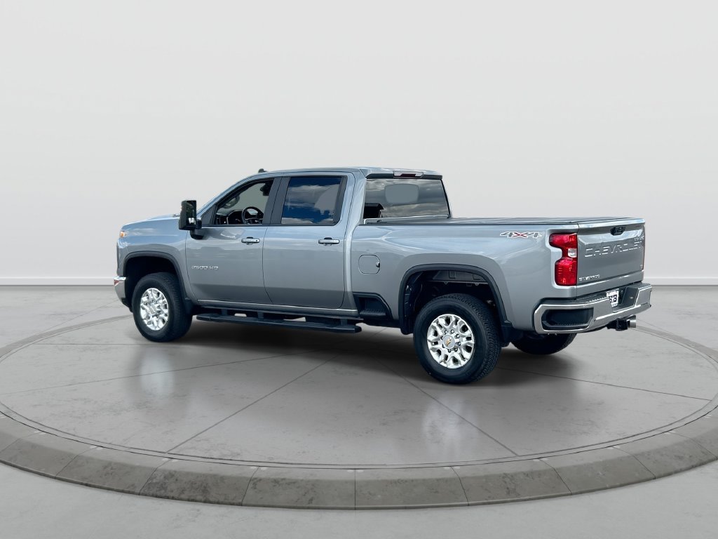 Used 2024 Chevrolet Silverado 2500 LT w/ Convenience Package AWD/4WD image 6