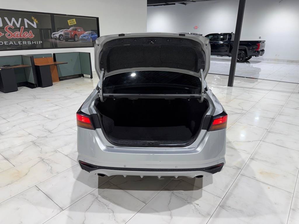 Used 2020 Nissan Altima 2.5 SL FWD image 12