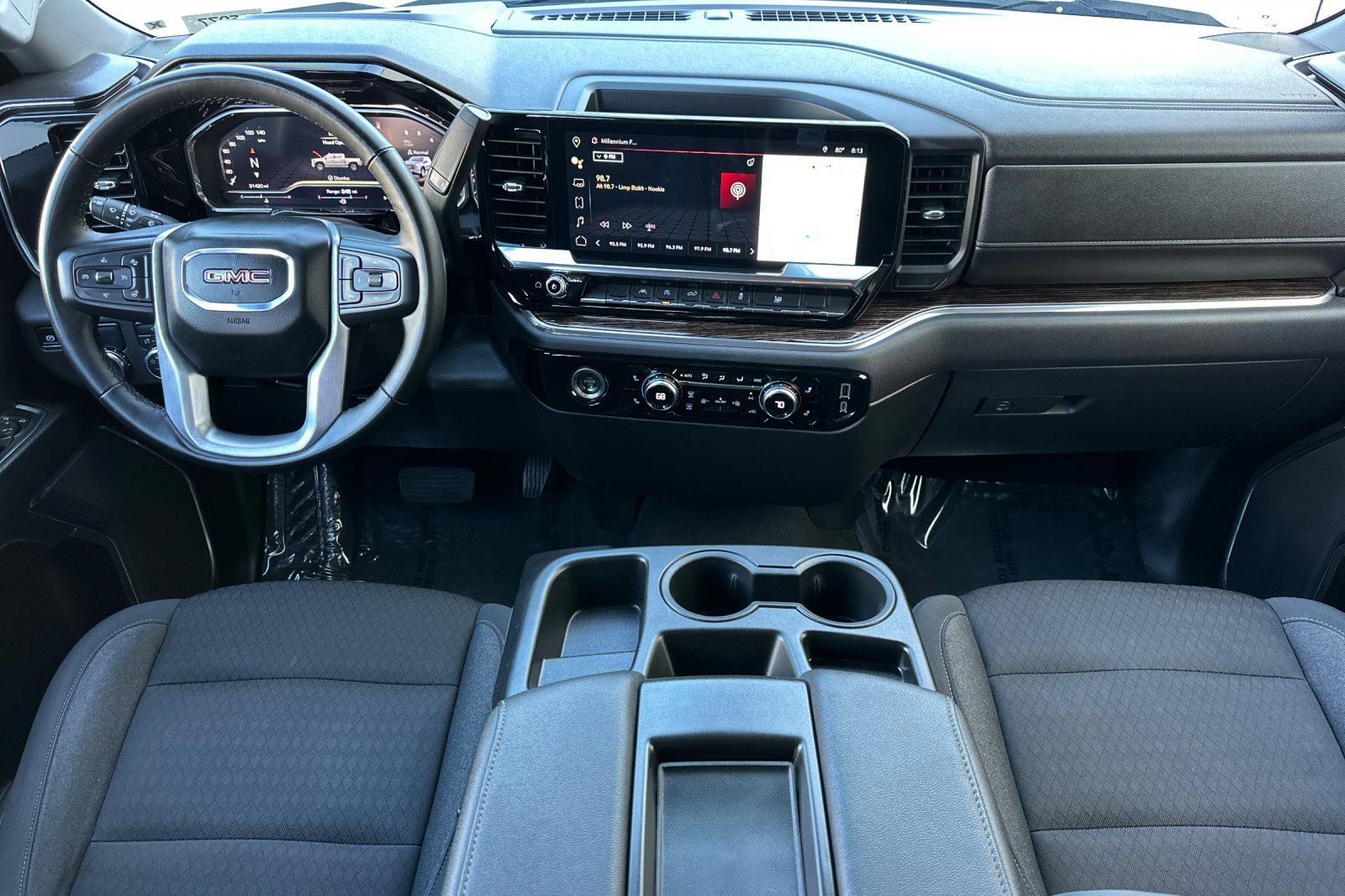 Certified 2024 GMC Sierra 1500 Elevation RWD image 16