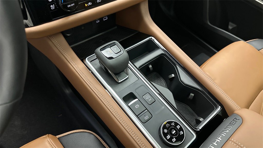 New 2025 Nissan Pathfinder Platinum w/ Cargo Package image 12