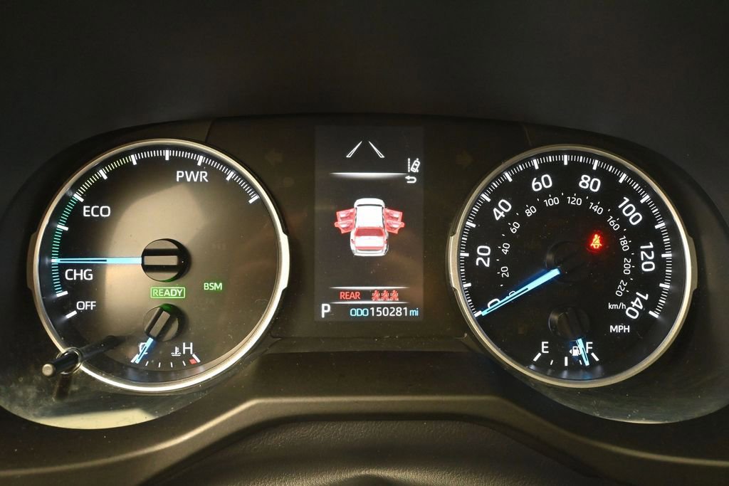 Used 2019 Toyota RAV4 LE w/ Carpet Mat Package AWD/4WD image 29