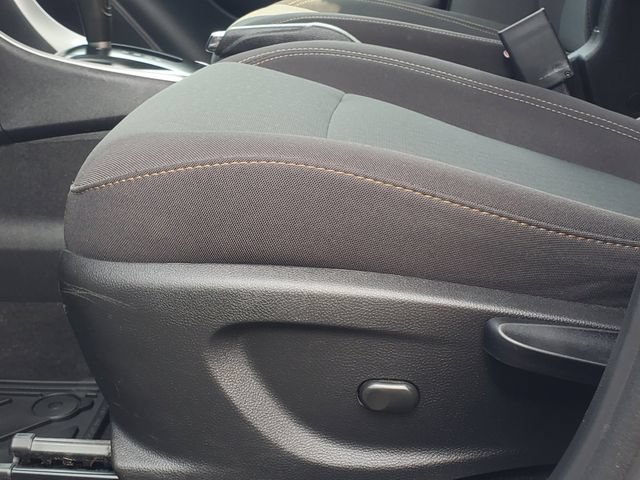 Certified 2019 Chevrolet Trax LS w/ LPO, Protection Package FWD image 7