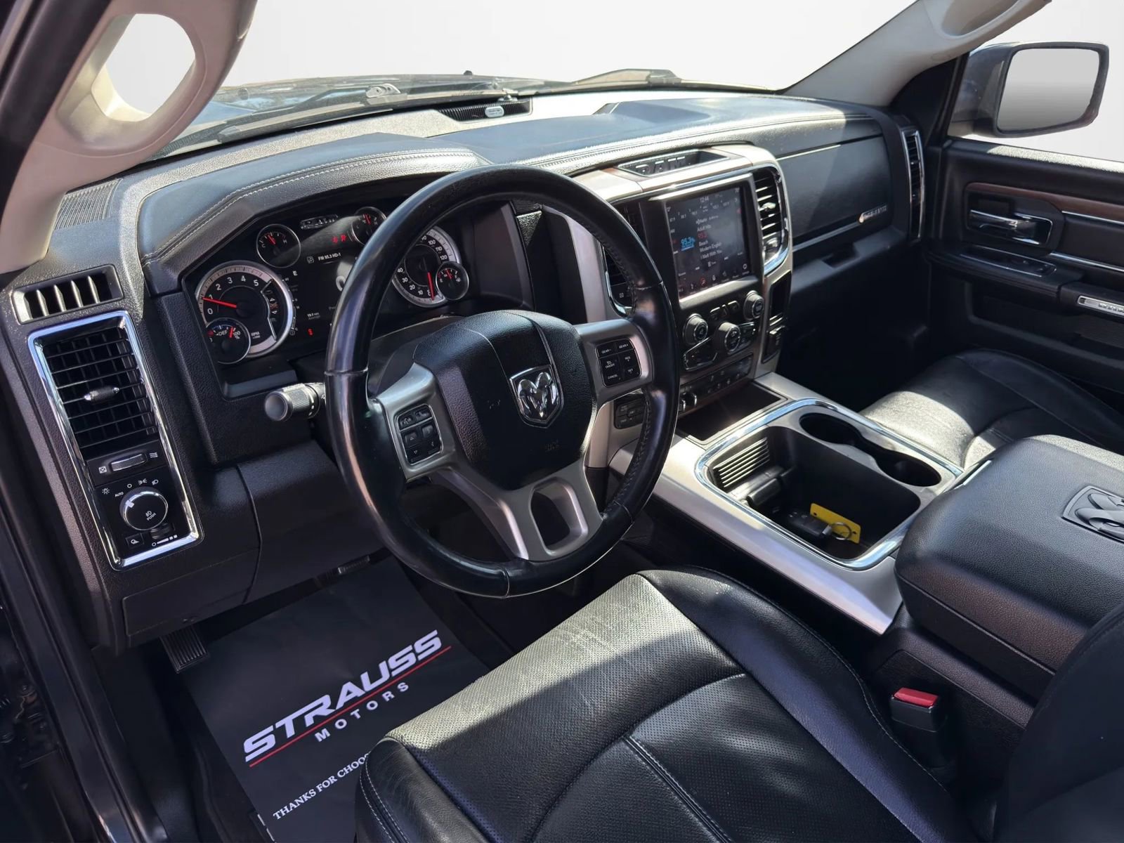 Used 2018 RAM 1500 Laramie w/ Convenience Group image 11