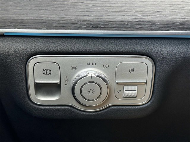 Certified 2021 Mercedes-Benz GLE 350 4MATIC image 25