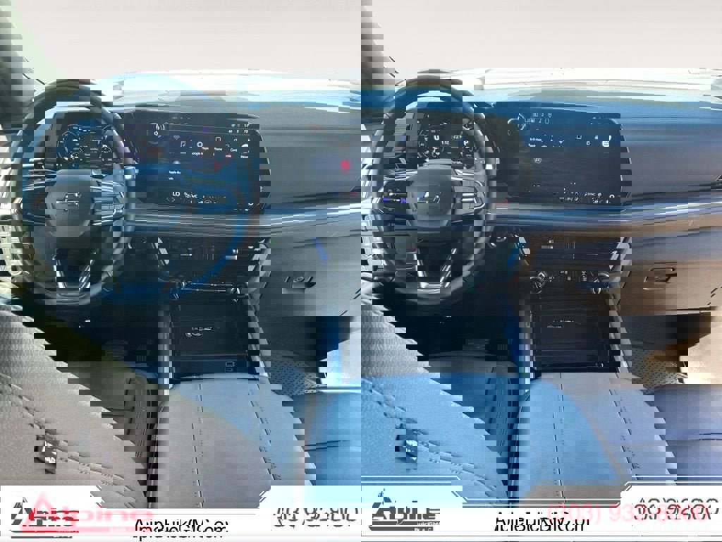 Used 2025 Chevrolet Tahoe Z71 image 10