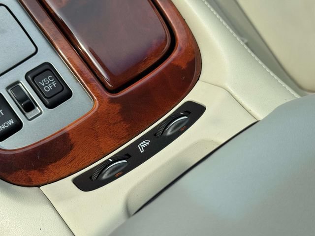 Used 2006 Lexus SC 430 Convertible RWD image 16