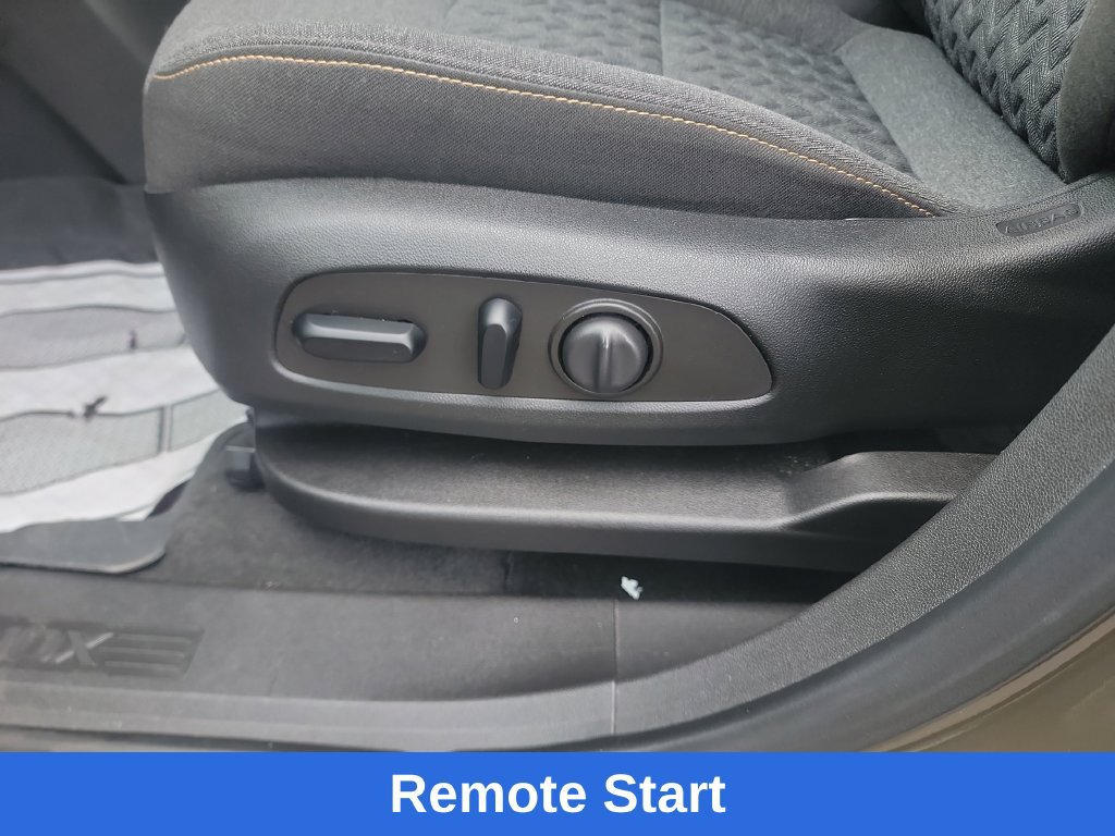 Used 2023 Chevrolet Equinox LT AWD/4WD image 12