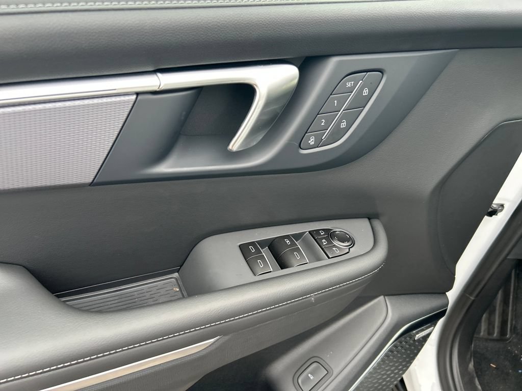 New 2026 Buick Enclave Sport Touring w/ Power Package FWD image 13