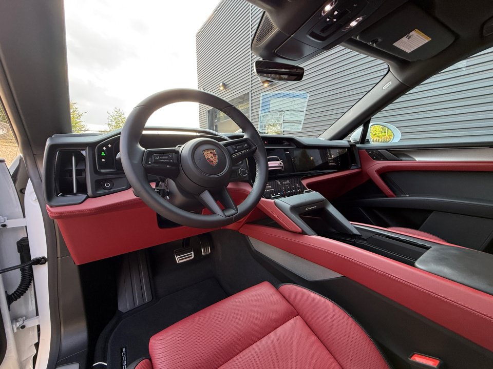 New 2026 Porsche Cayenne Electric AWD/4WD image 4