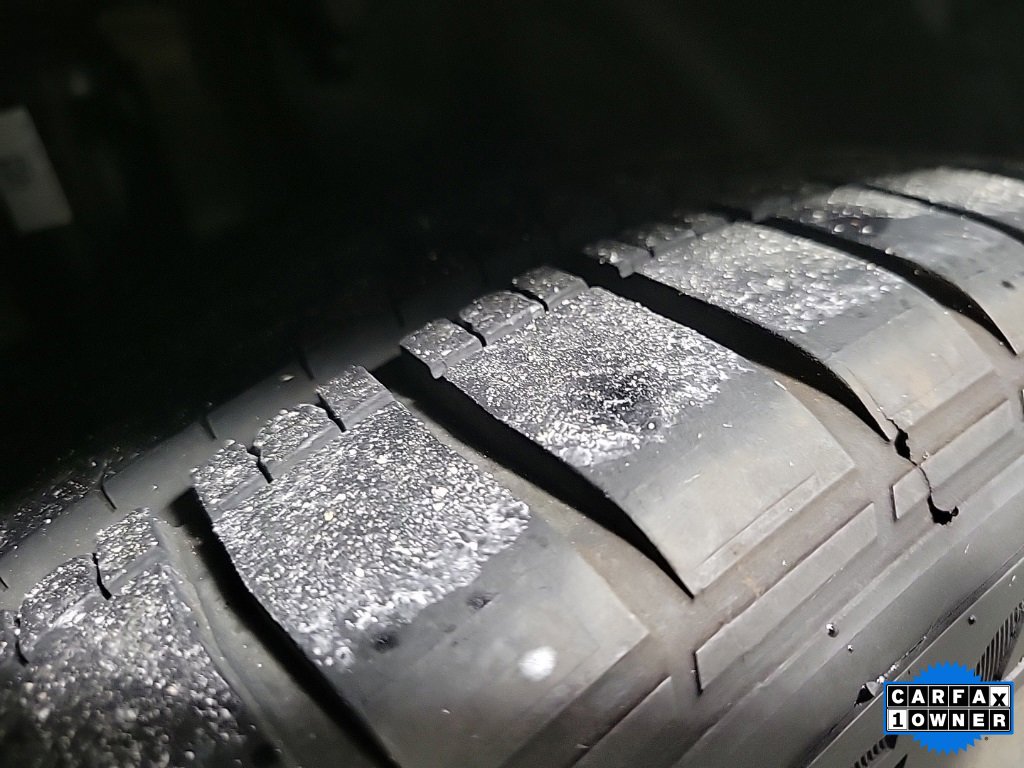 Used 2023 Dodge Challenger R/T w/ Blacktop Package image 10