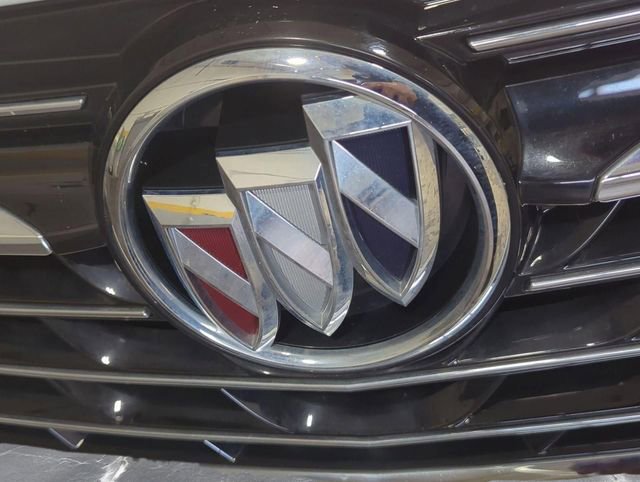 Used 2023 Buick Envision Preferred image 29