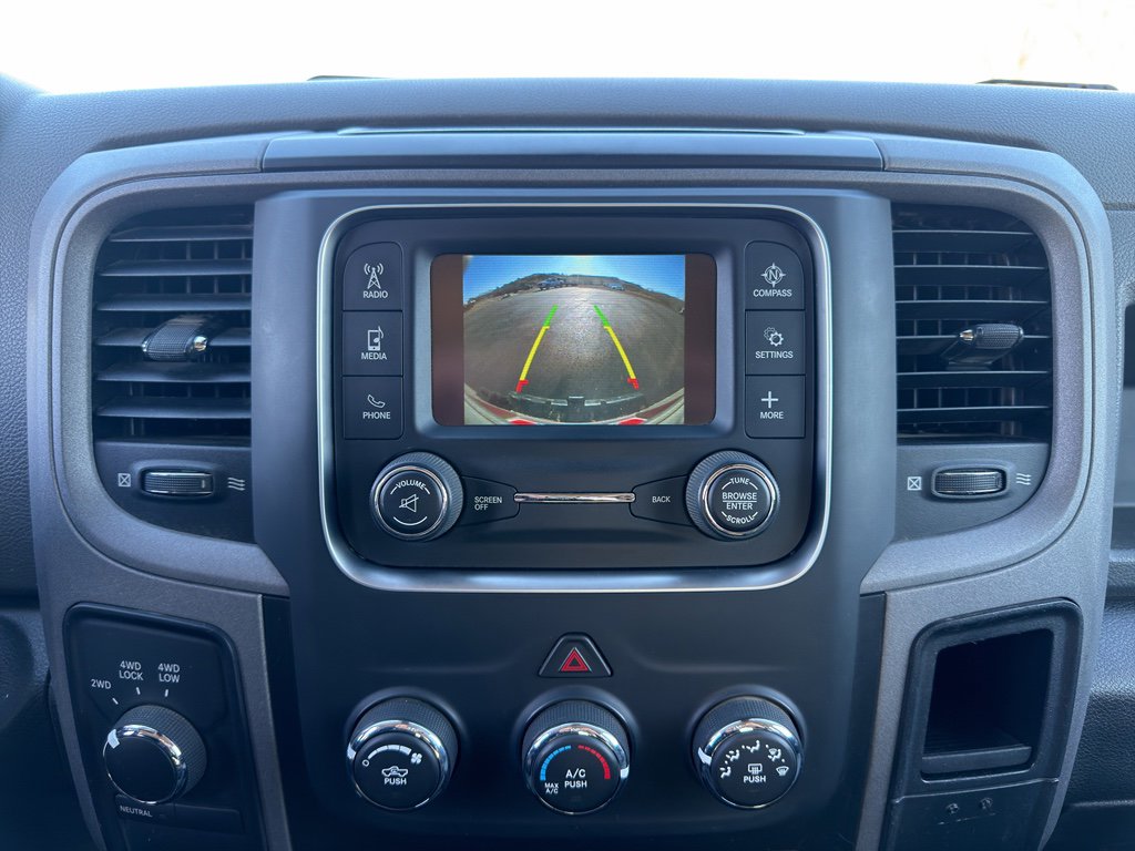 Used 2018 RAM 2500 Tradesman w/ Chrome Appearance Group image 16