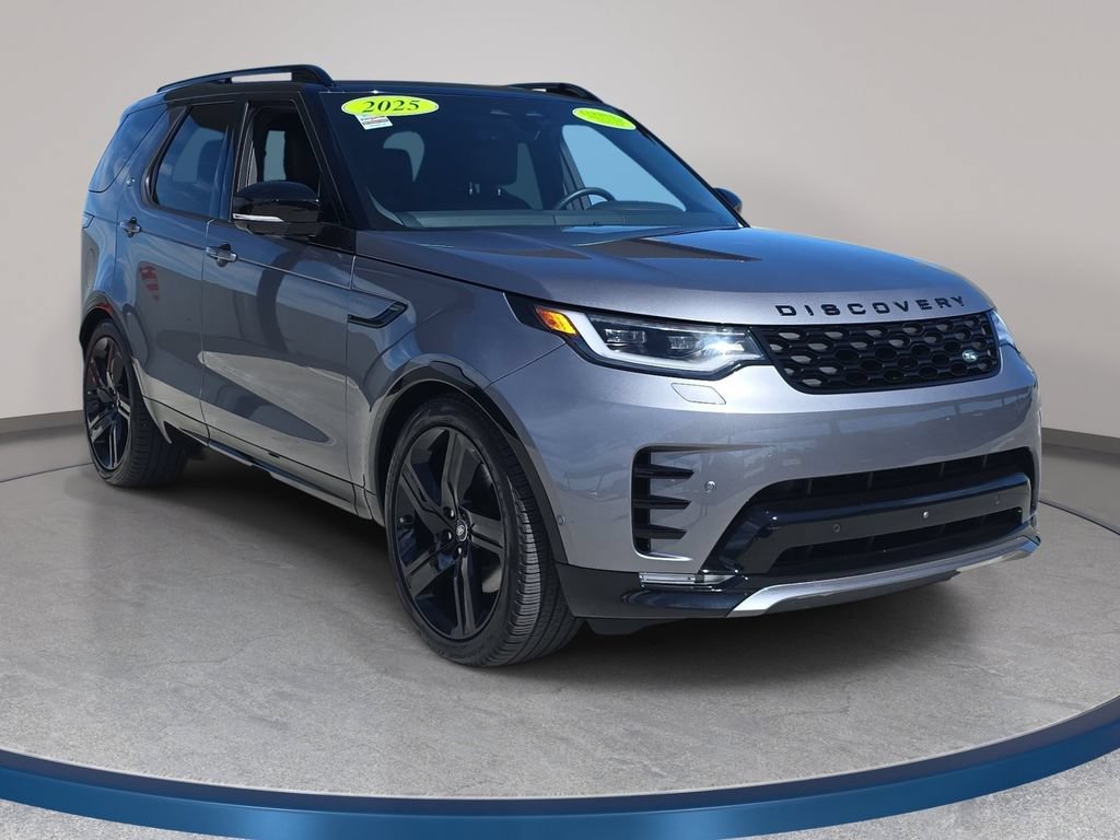 Certified 2025 Land Rover Discovery Dynamic SE AWD/4WD image 3